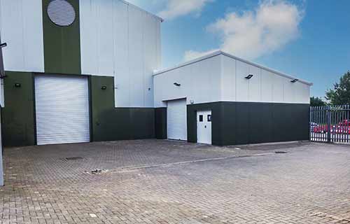 P and F Cladding - Barking and Dagenham College - Romford - Kingspan roof